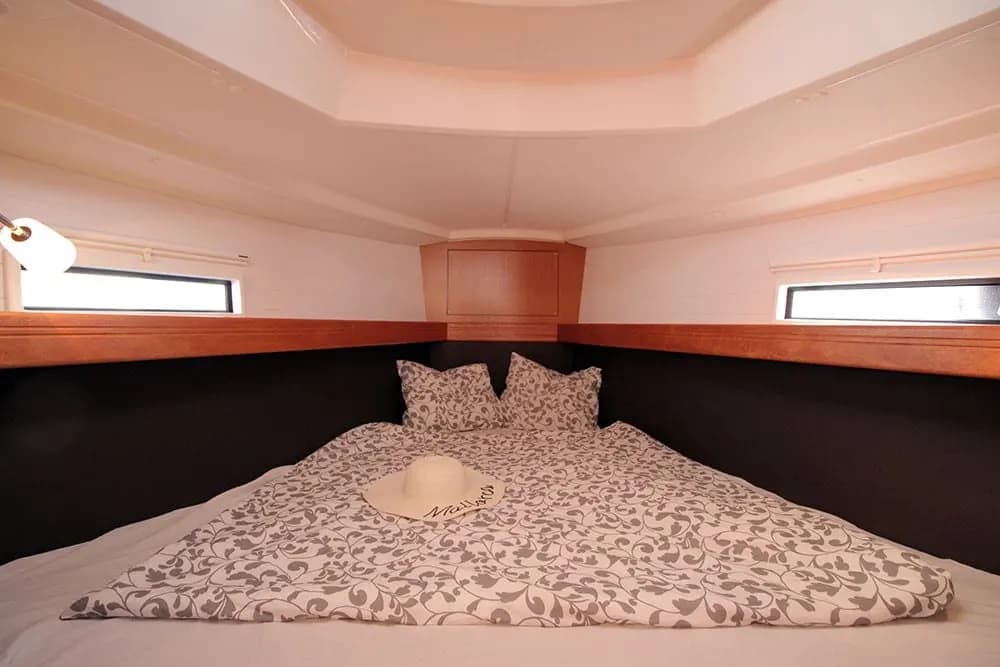 Bavaria Cruiser 37 Black Pearl - Yachtcharter Mallorca