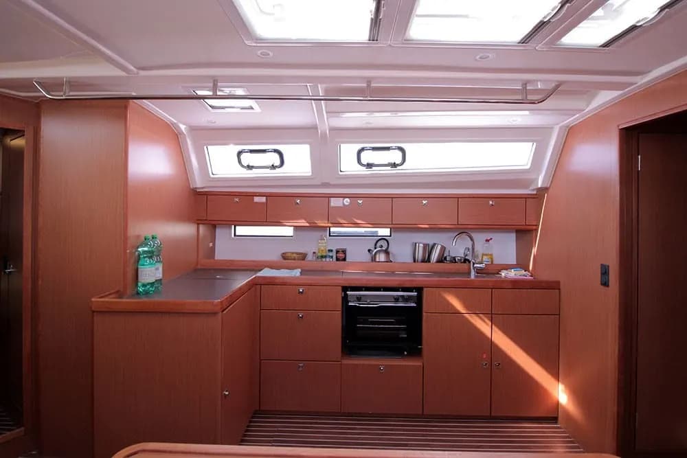 Bavaria Cruiser 46 Casino Royale - Yachtcharter Mallorca