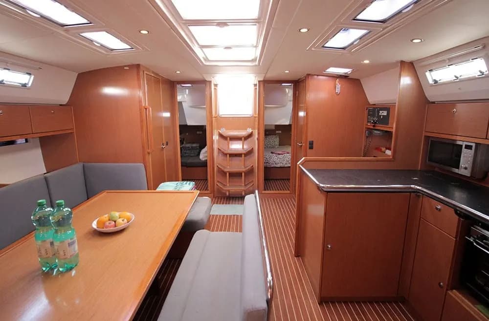 Bavaria Cruiser 50 Leonis - Yachtcharter Mallorca