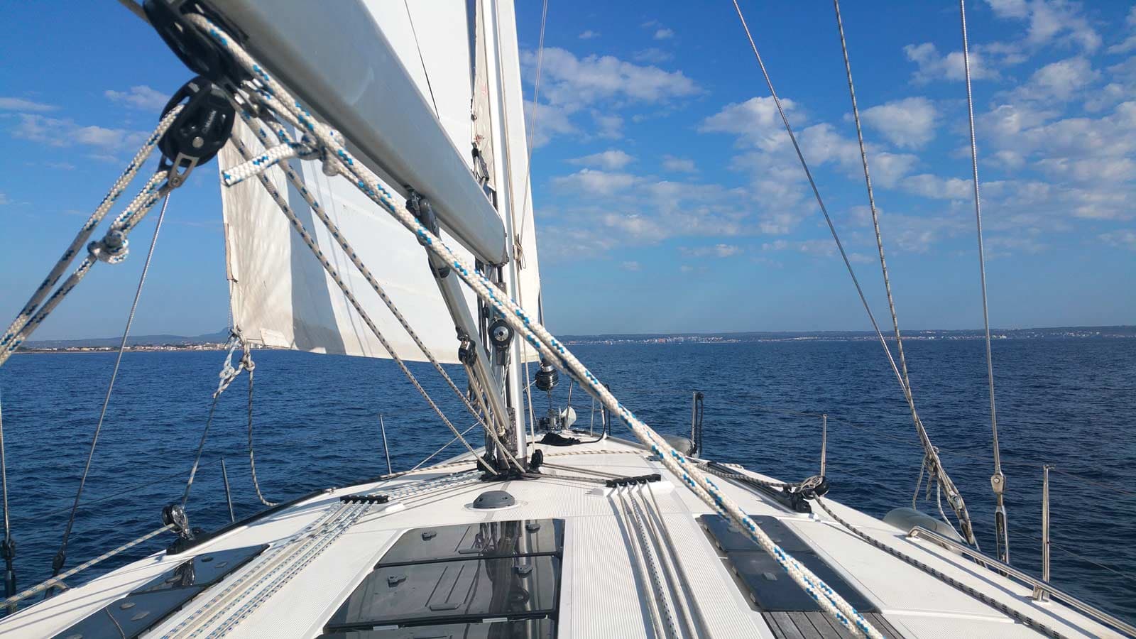 Segelyacht vor Mallorca